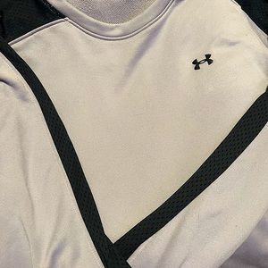 Under armor long sleeve lilac top